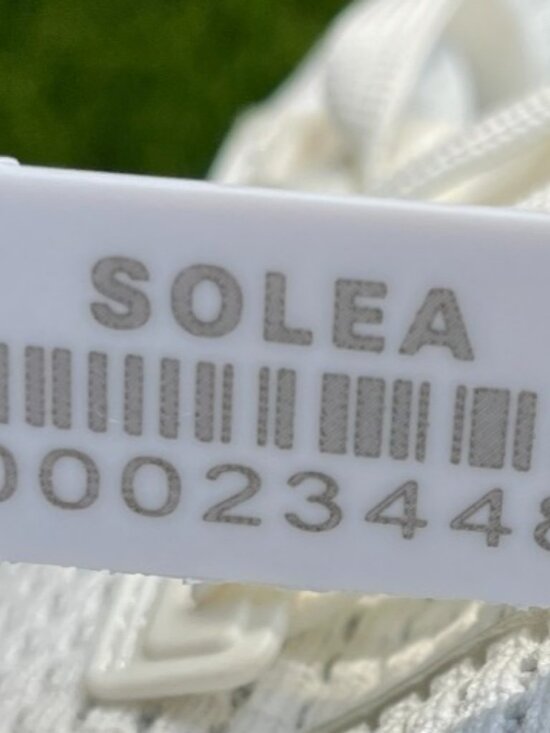 s-l400.jpg Flux Adapt Runner White Gum Womens Size 6 Running Workout Walking Knit Shoes